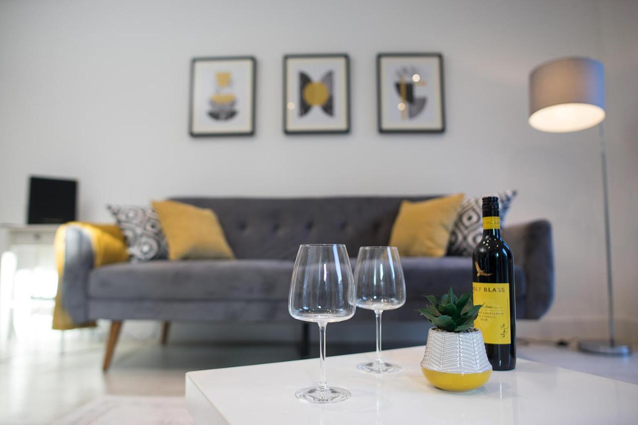 Luxury King Bed Apartment & Free Parking Cambridge  Eksteriør billede
