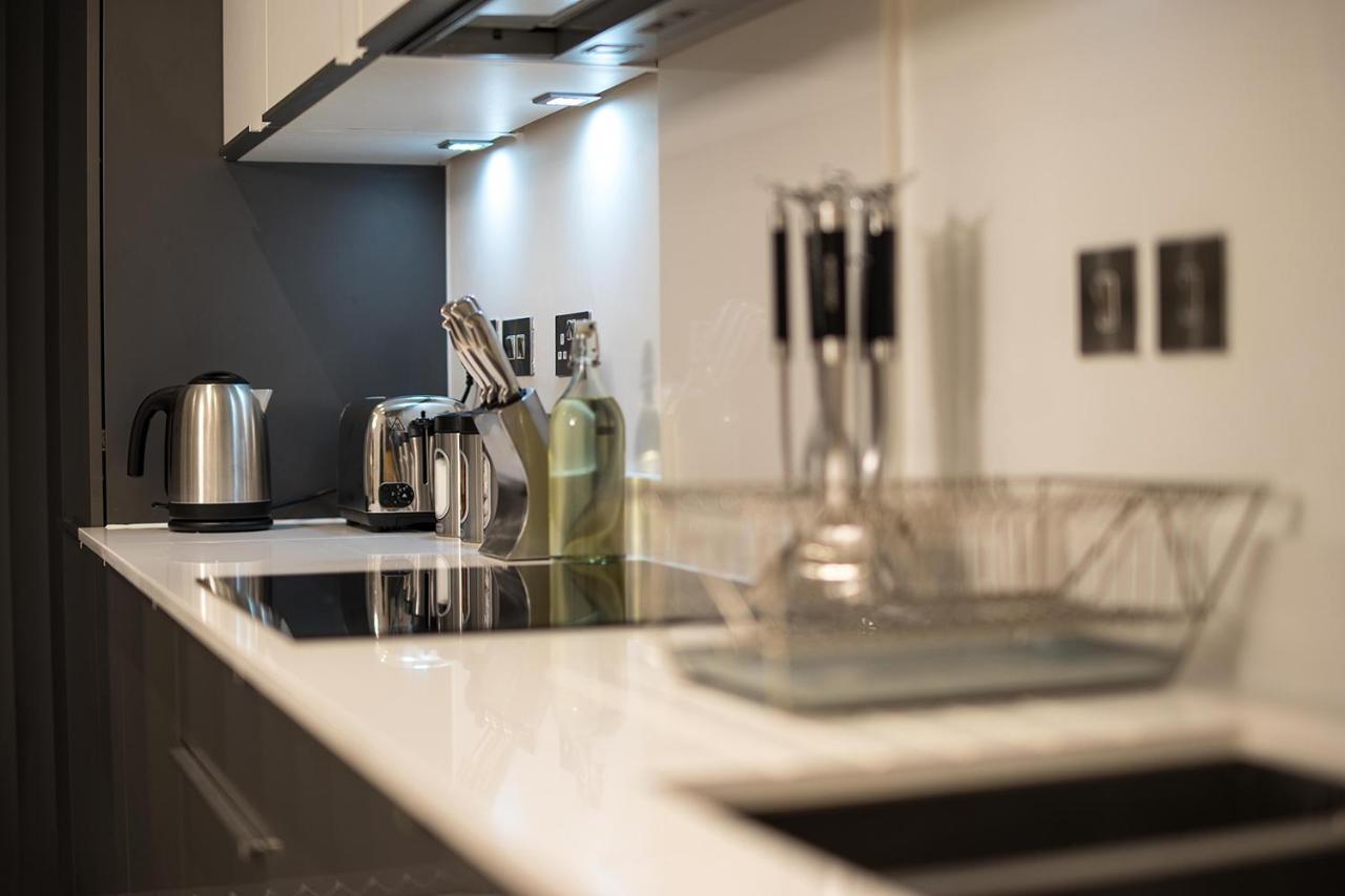 Luxury King Bed Apartment & Free Parking Cambridge  Eksteriør billede